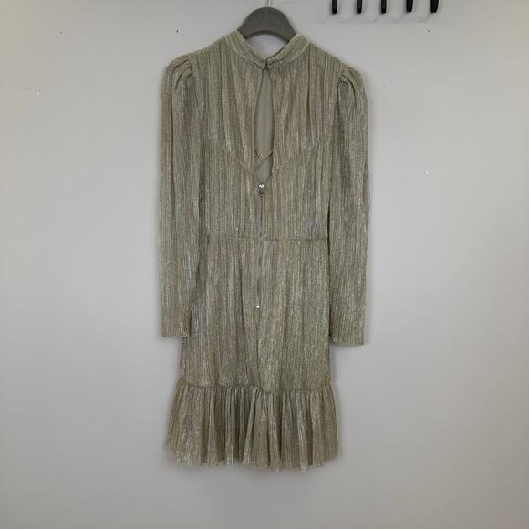 Saylor
Saydee Ruched Dress ❤️‍🩹 - Picture 6 of 9